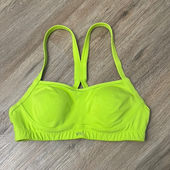 Victoria's Secret Green Sports Bra - Picture 1 of 4